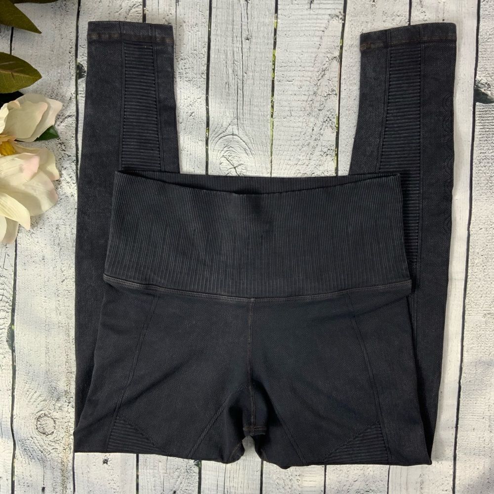 AVACADO High Rise Leggings
